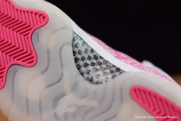 Official Maikesneakers 11 WMNS Low Pink Jordan Air AH7860-106 Snakeskin 0529